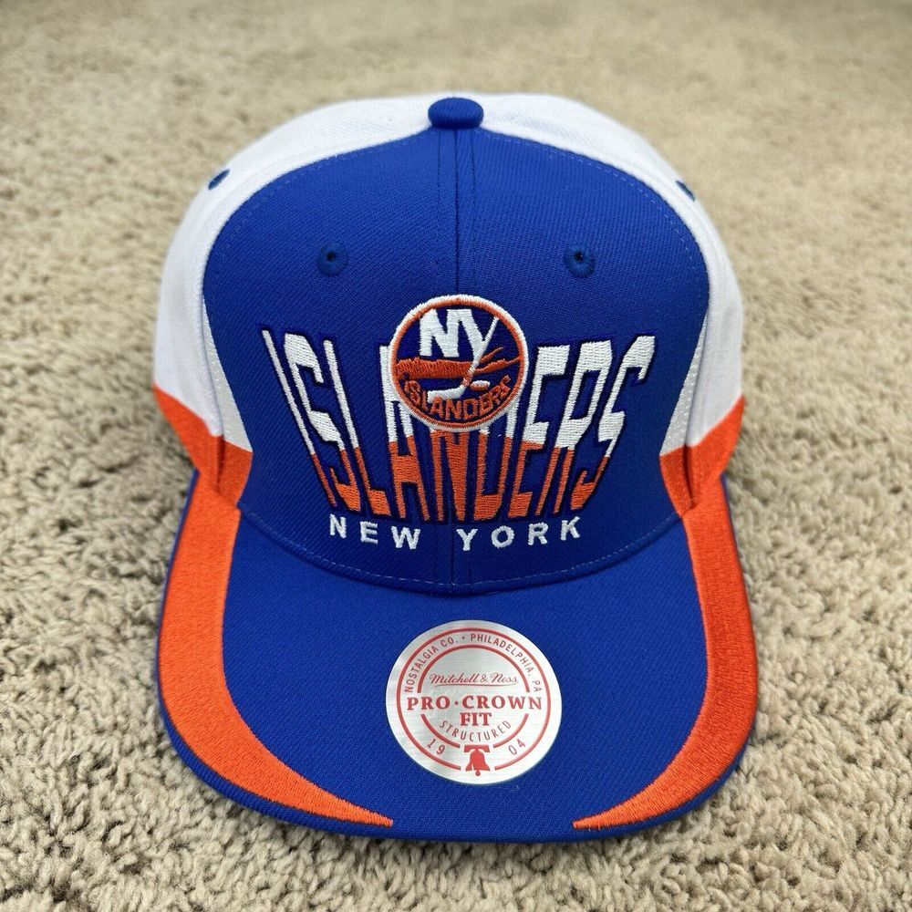 New York Islanders Hat Mitchell & Ness Retrodome Snapback Pro Crown Fit Blue Cap